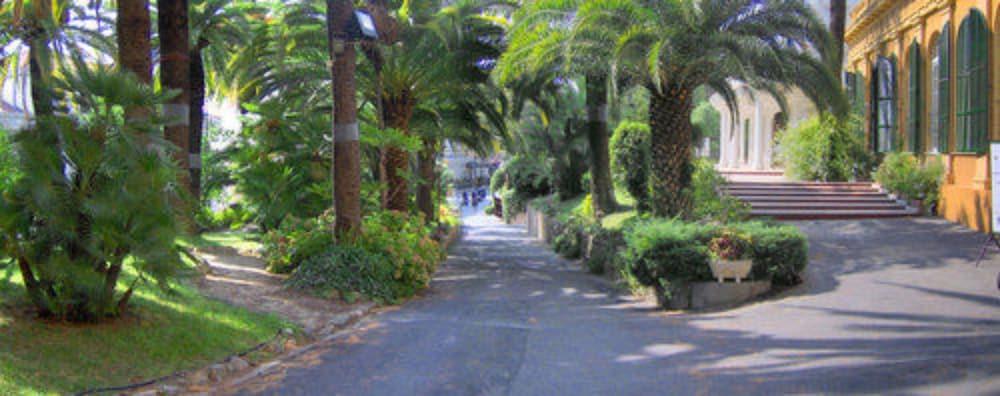 Hotel Grand De Londres 4*