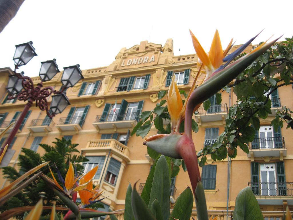 Hotel Grand De Londres 4*