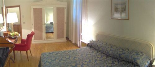 Grand De Londres 4*